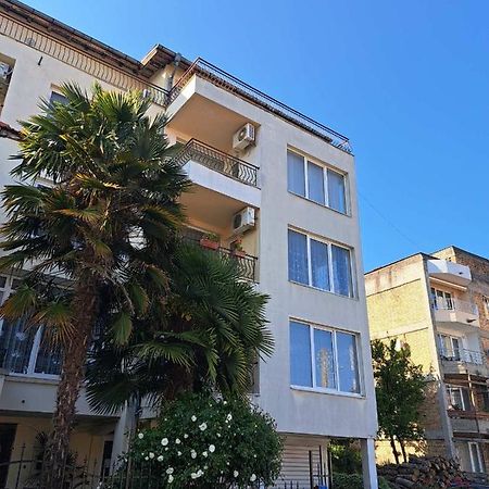 Guest House Eos Sozopol Exterior photo