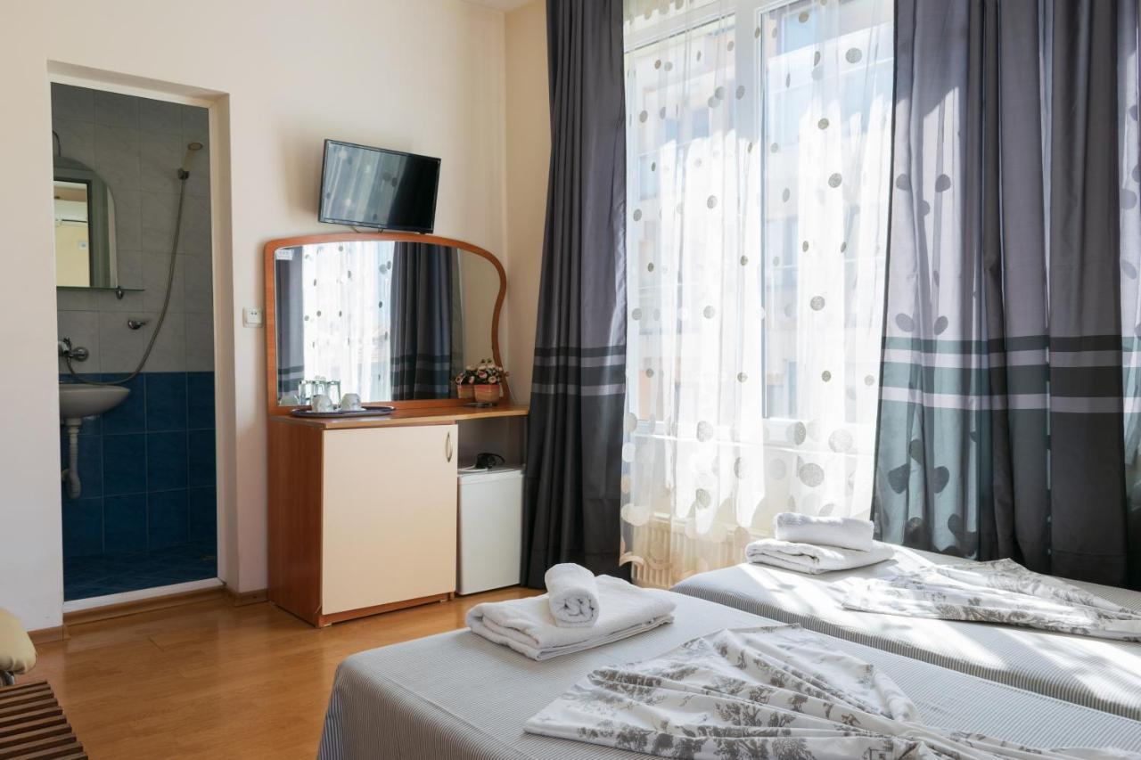 Guest House Eos Sozopol Exterior photo