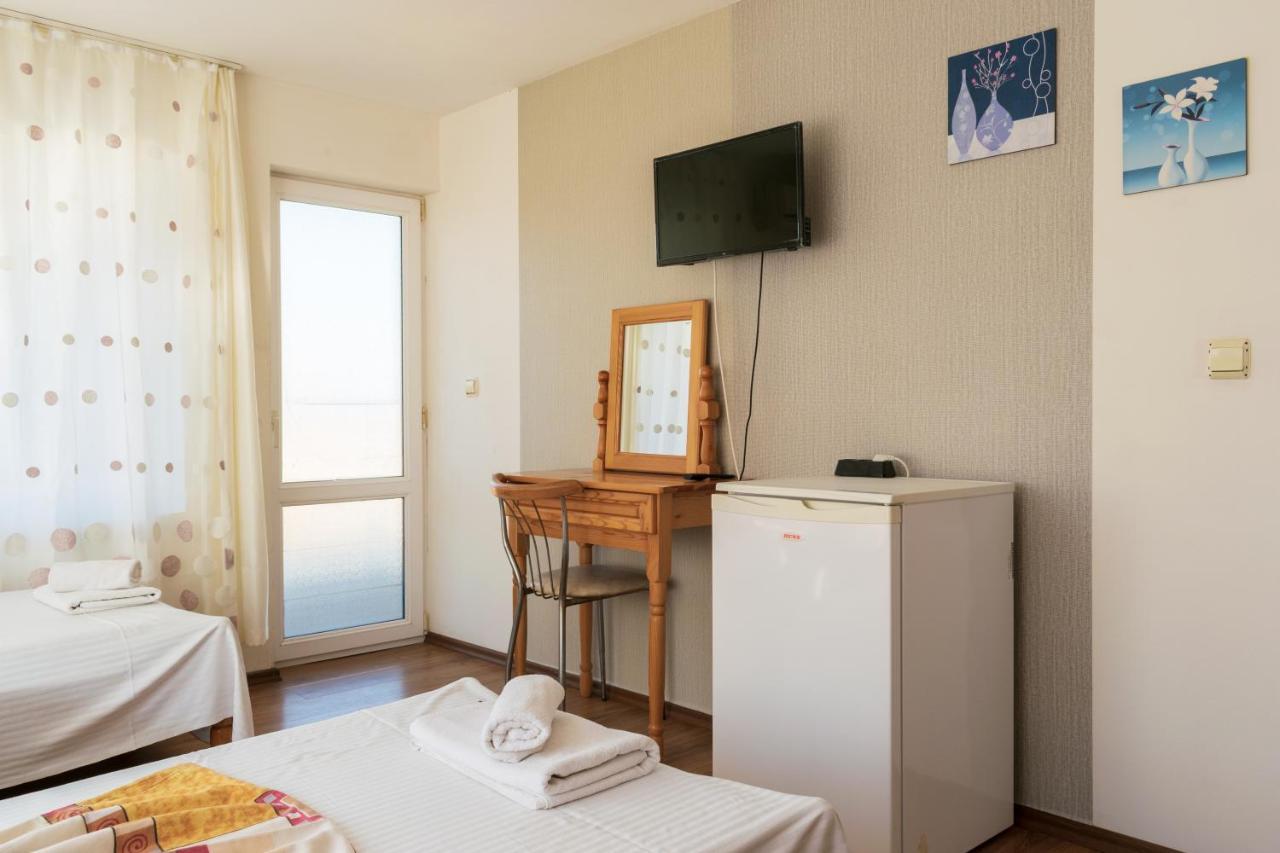 Guest House Eos Sozopol Exterior photo